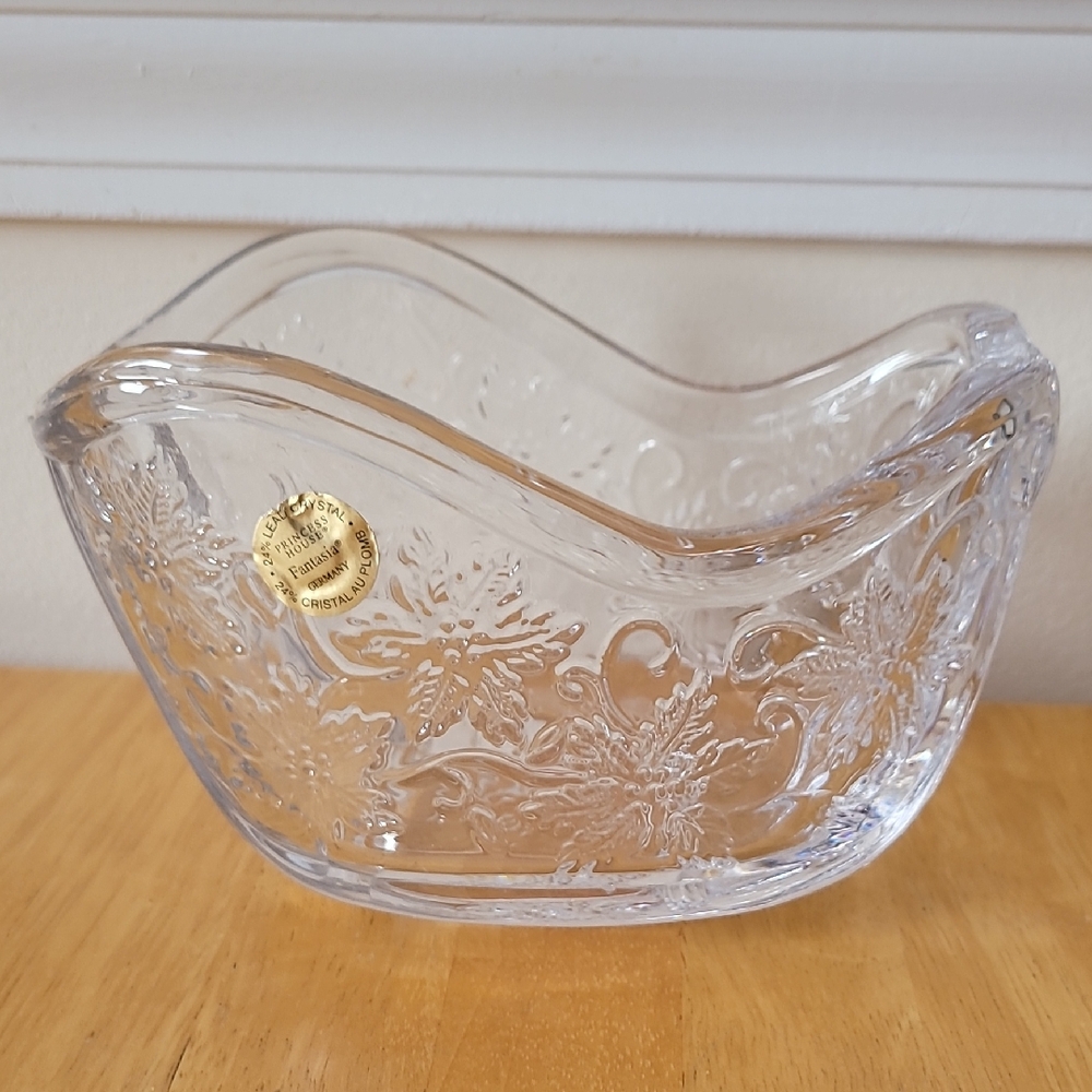 Princess House Fantasia Lead Crystal Christmas Sleigh Bowl